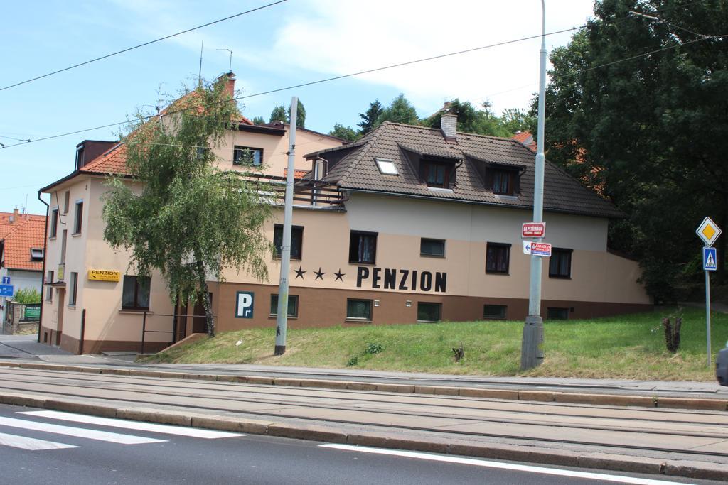 Hotel Penzion Chaloupka à Prague Extérieur photo